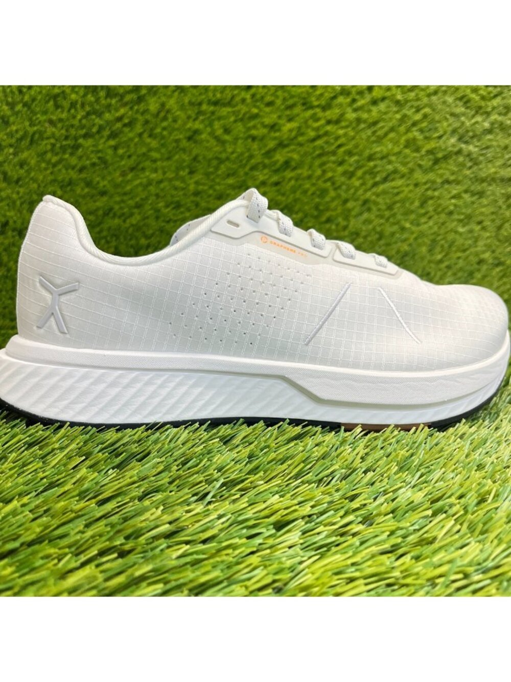 Flux Footwear Adapt Graphene RR White Womens Size 9 Athletic Shoes Sneakers